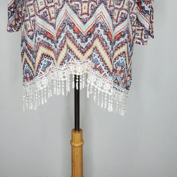 Younique Multi-Color Tribal Aztec Fringe Lace Stretchy Sweater Top NEW Size 3X - Picture 3 of 14